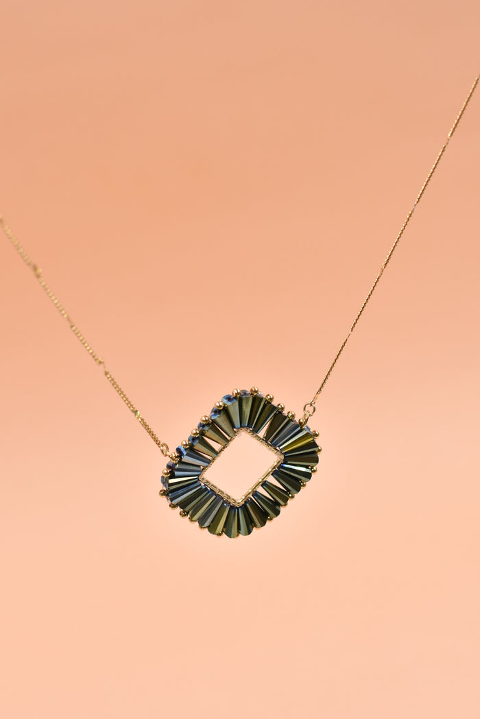 Collier Maya