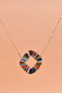 Collier Maya
